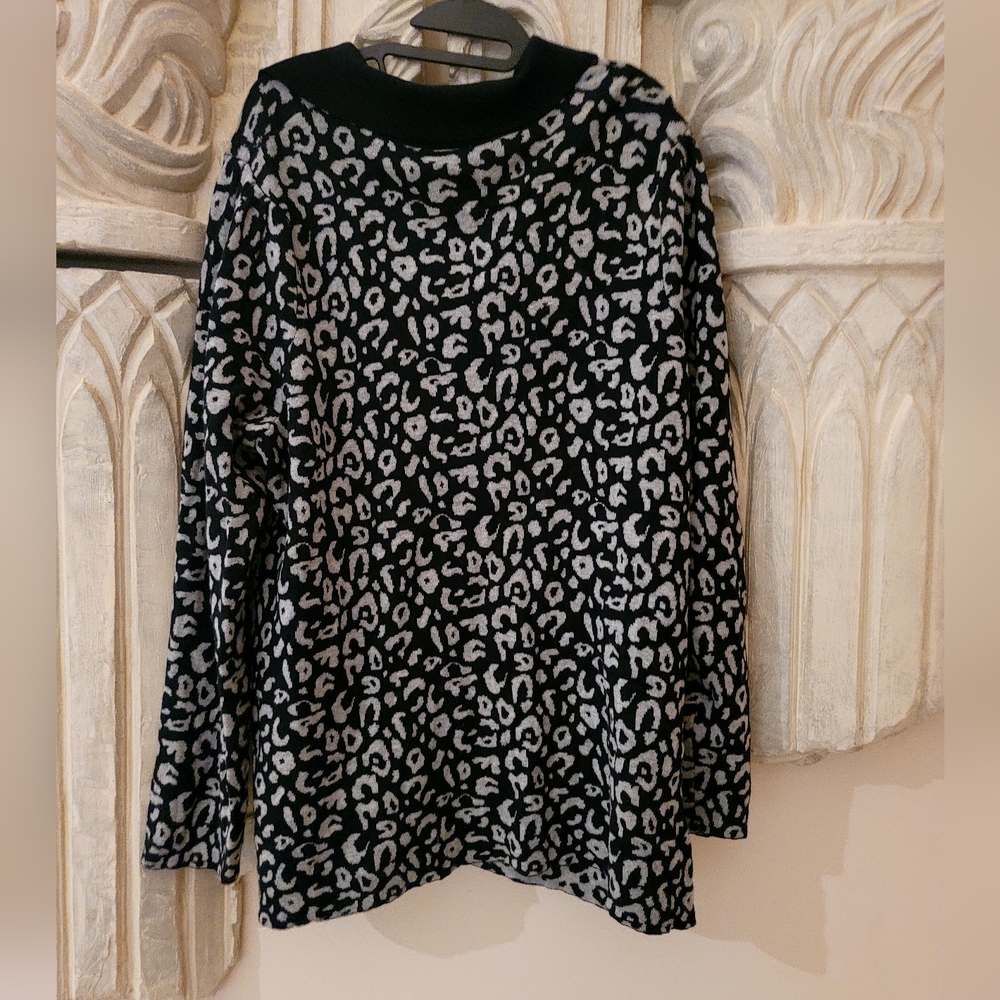 SWEATER - Picture 3 of 6